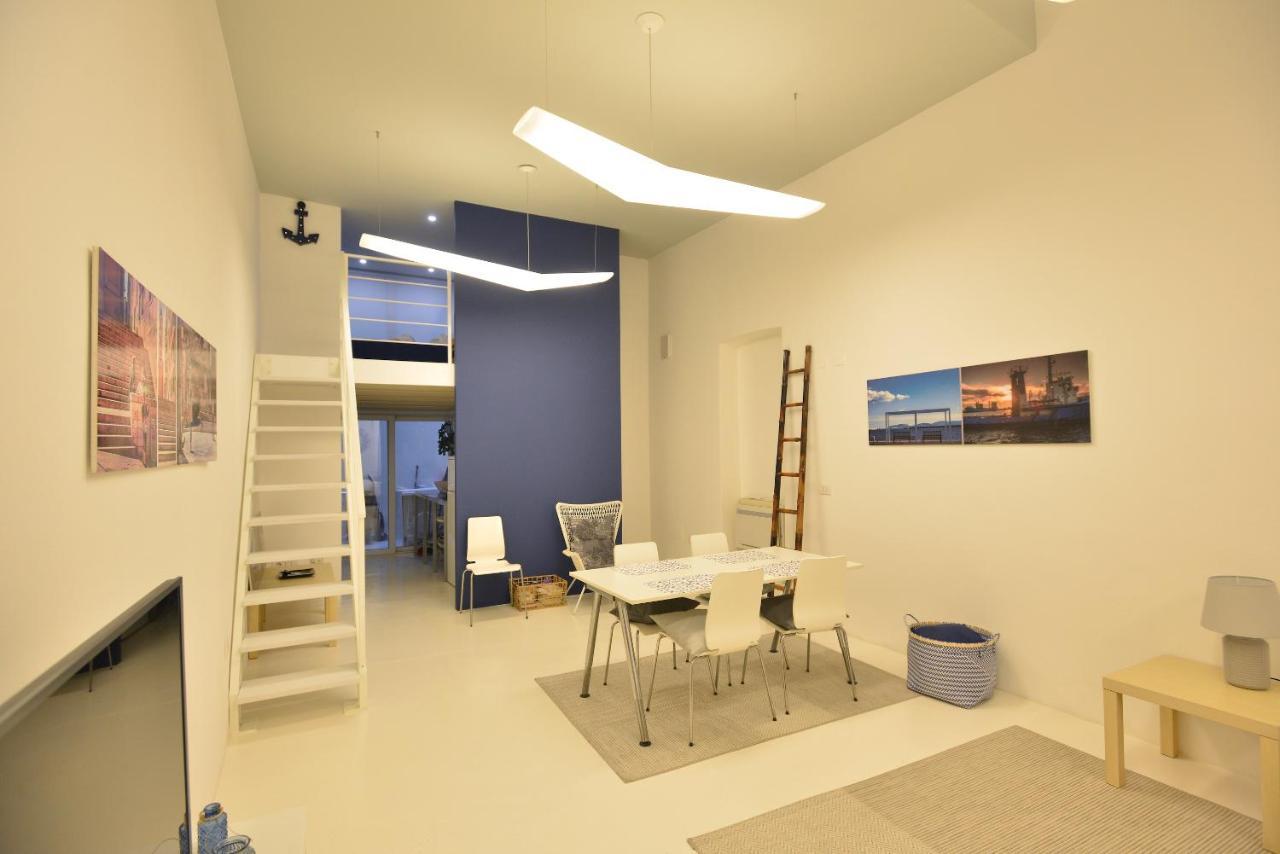 IzzHome Loft and Art Cagliari Esterno foto