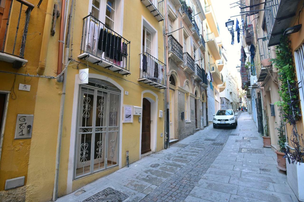 IzzHome Loft and Art Cagliari Esterno foto