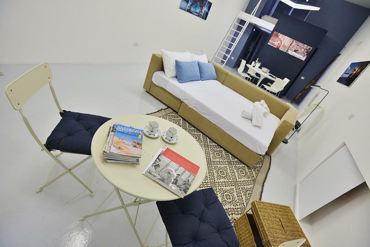 IzzHome Loft and Art Cagliari Esterno foto